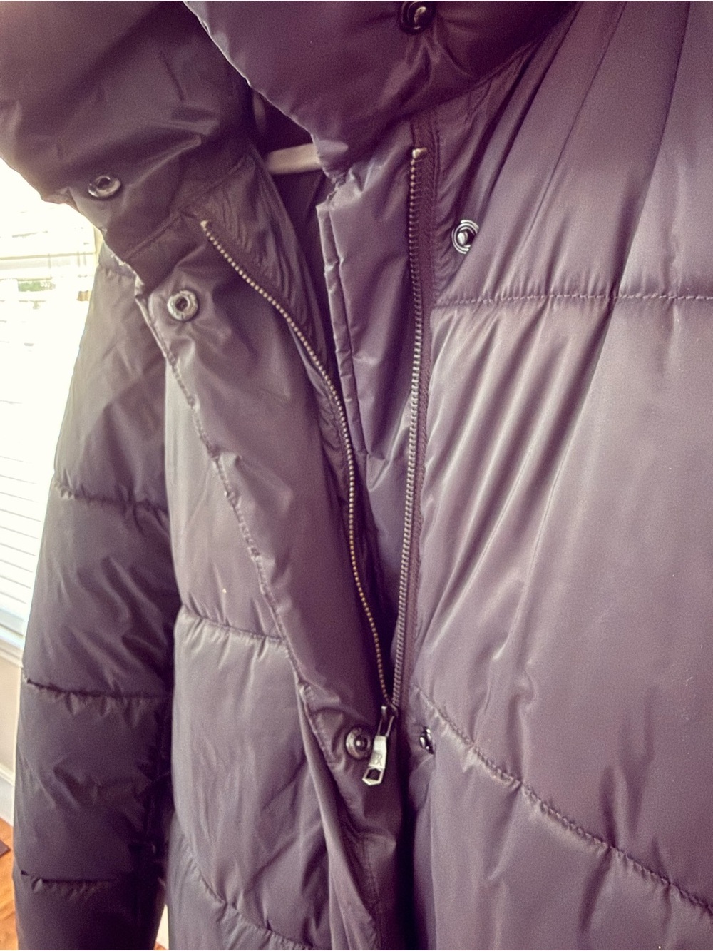 Banana Republic Black Puffer Coat, warm and cozy like a sleeping bag! Never worn - Picture 3 of 9